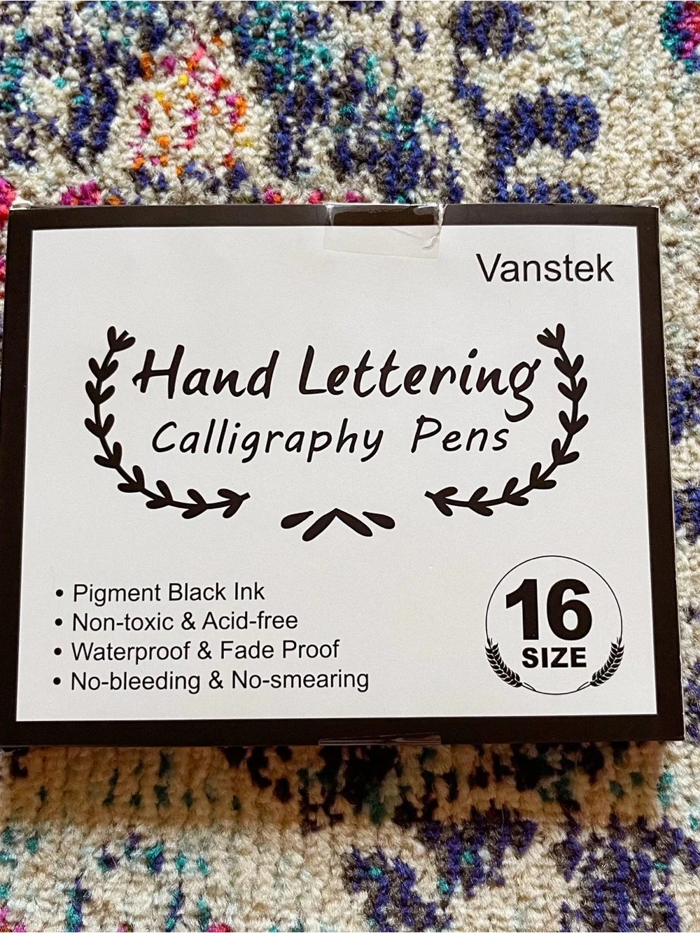 The Creative Studio Bundle – Sketchbook Pens Pencils & More